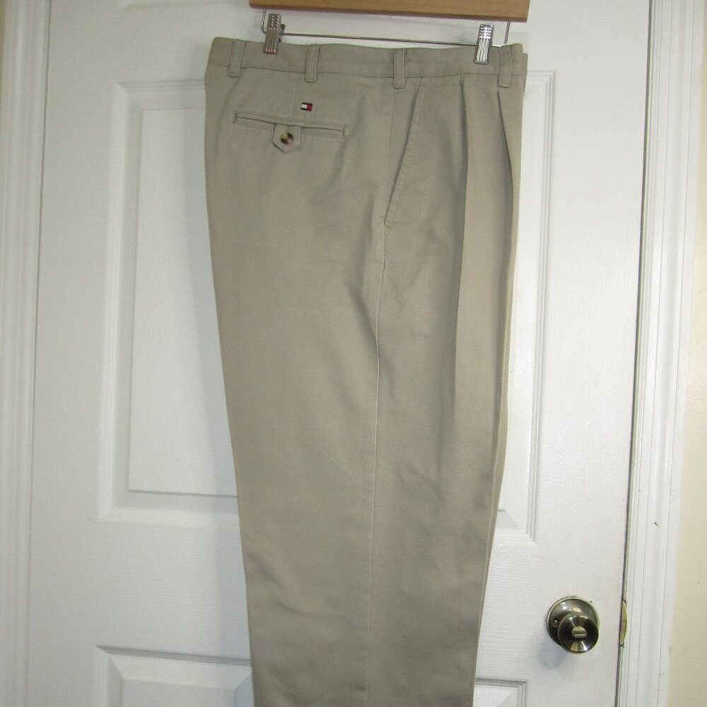 Vintage Tommy Hilfiger khakis Pants - Size 40x32